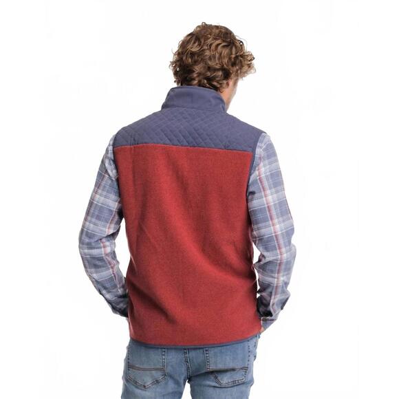 NEW SOUTHERN TIDE men's hucksley vest in tuscany red